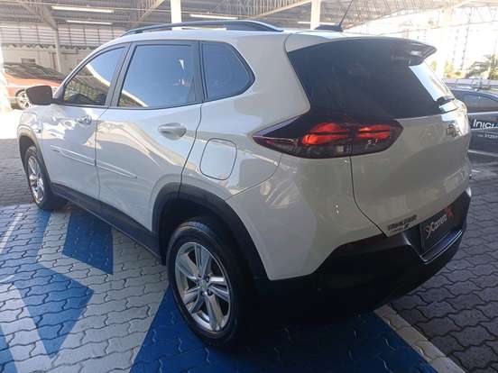 CHEVROLET-TRACKER-2022
