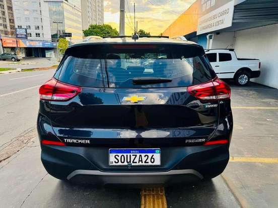 CHEVROLET-TRACKER-2023