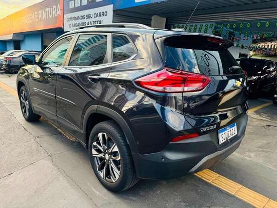 CHEVROLET-TRACKER-2023