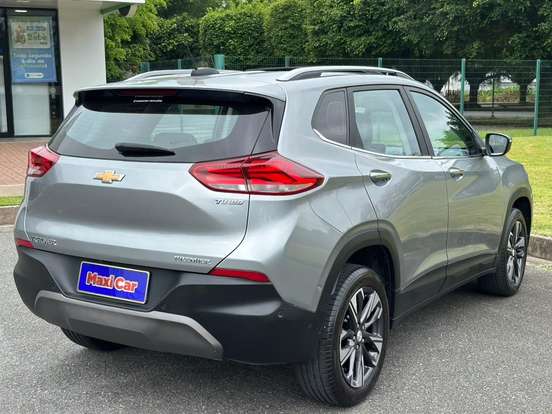 CHEVROLET-TRACKER-2023