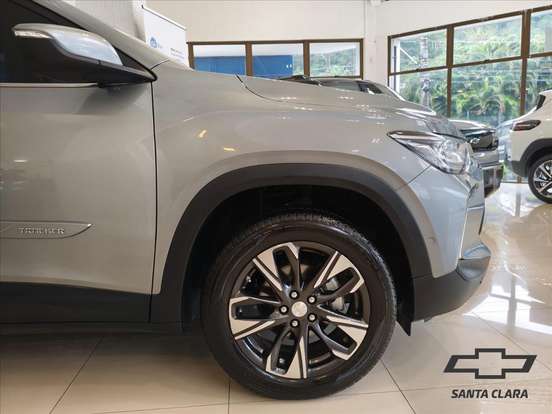 CHEVROLET-TRACKER-2024