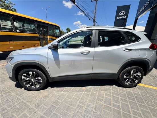 CHEVROLET-TRACKER-2021