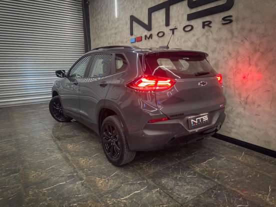CHEVROLET-TRACKER-2024