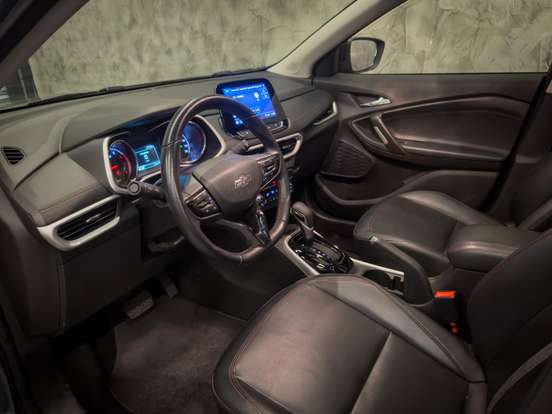 CHEVROLET-TRACKER-2024