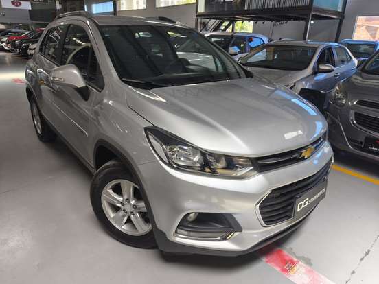 CHEVROLET-TRACKER-2018
