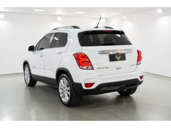CHEVROLET-TRACKER-2018
