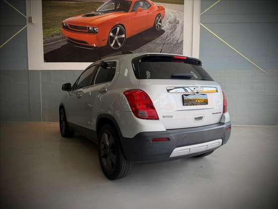 CHEVROLET-TRACKER-2013