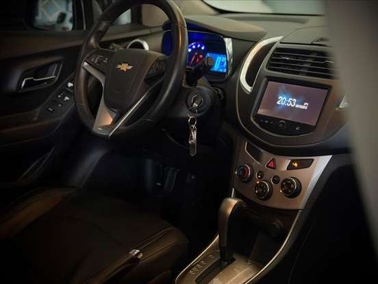 CHEVROLET-TRACKER-2013