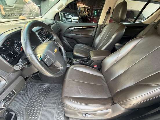 CHEVROLET-TRAILBLAZER-2.8 LTZ 4X4 16V TURBO DIESEL 4P AUTOMÁTICO CHEVROLET-TRAILBLAZER-2017