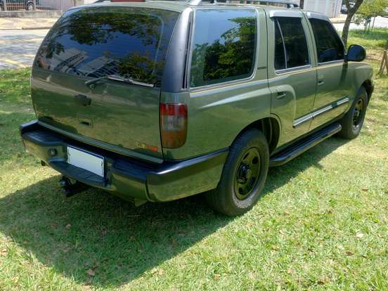 CHEVROLET-BLAZER-4.3 SFI DLX 4X2 V6 12V GASOLINA 4P MANUAL CHEVROLET-BLAZER-2001