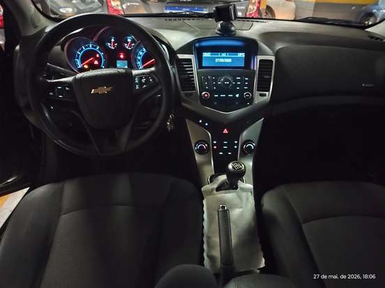 CHEVROLET-CRUZE-2012