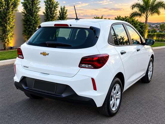 CHEVROLET-ONIX-2024