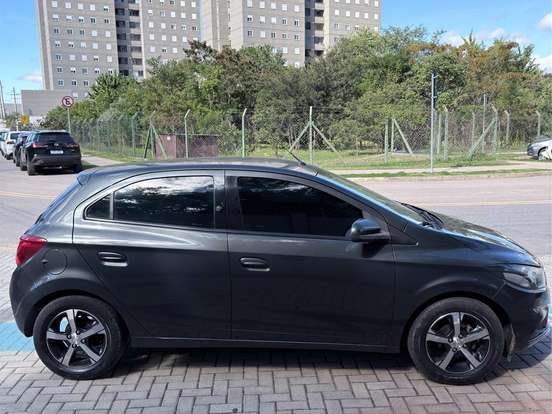 CHEVROLET-ONIX-1.4 MPFI LTZ 8V FLEX 4P AUTOMÁTICO CHEVROLET-ONIX-2018