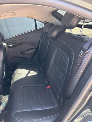 CHEVROLET-ONIX-2018