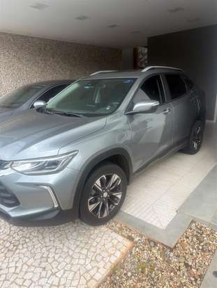 CHEVROLET-TRACKER-2023