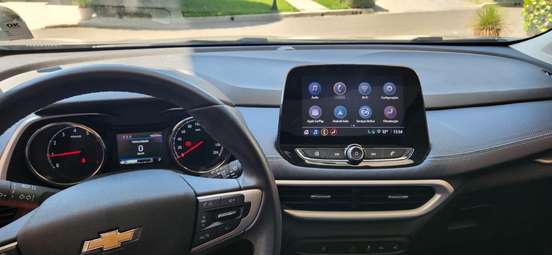 CHEVROLET-TRACKER-2023
