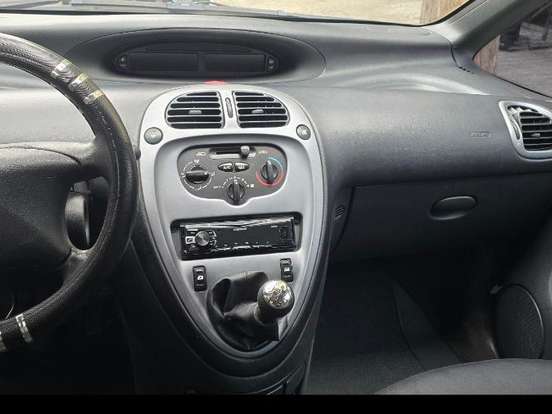 CITROËN-XSARA PICASSO-1.6 I EXCLUSIVE 16V FLEX 4P MANUAL CITROËN-XSARA PICASSO-2010