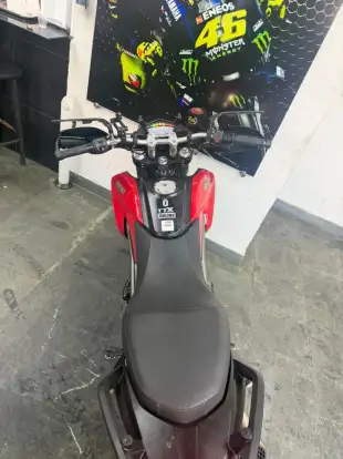 DUCATI-HYPERMOTARD 821-2014