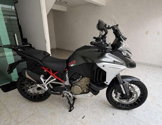 DUCATI-MULTISTRADA 1200 V4 S-2023