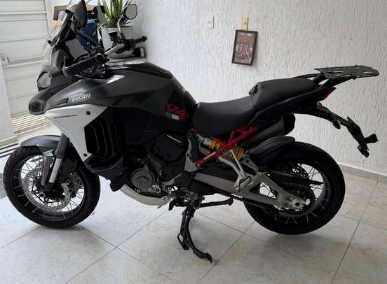 DUCATI-MULTISTRADA 1200 V4 S-2023
