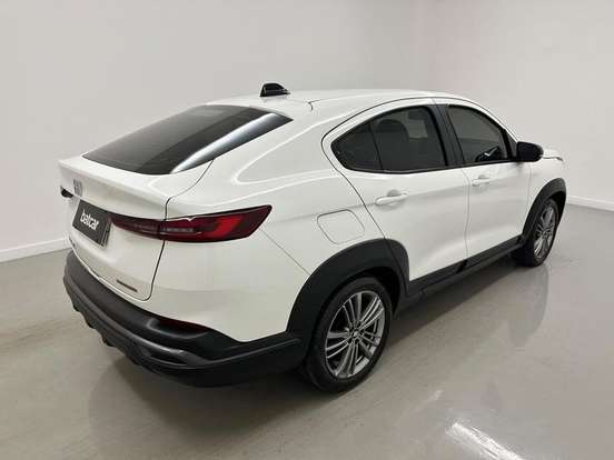FIAT-FASTBACK-2023
