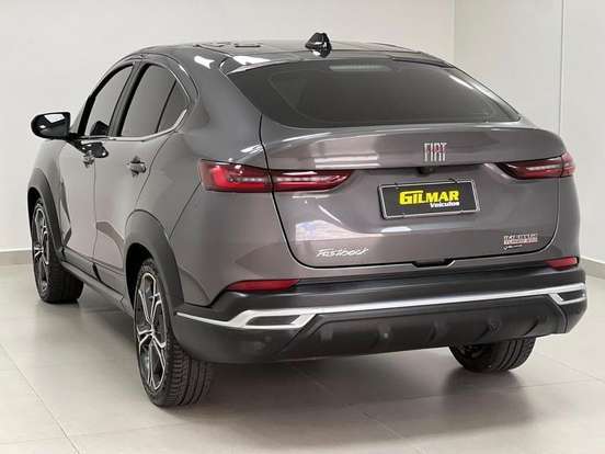 FIAT-FASTBACK-2022