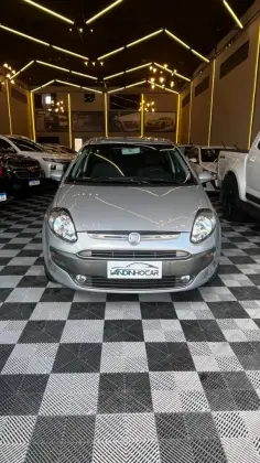 FIAT PUNTO 1.6 ESSENCE 16V FLEX 4P AUTOMATIZADO