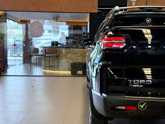 FIAT-TORO-2.2 TURBO DIESEL RANCH 4WD AT9 FIAT-TORO-2025
