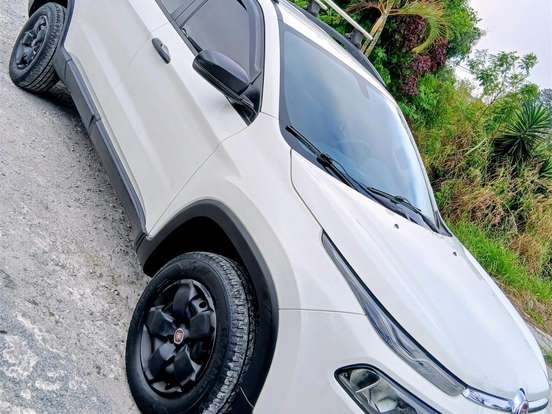 FIAT-TORO-1.8 16V EVO FLEX FREEDOM AT6 FIAT-TORO-2017