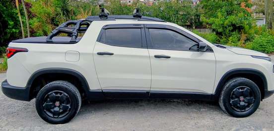 FIAT-TORO-2017