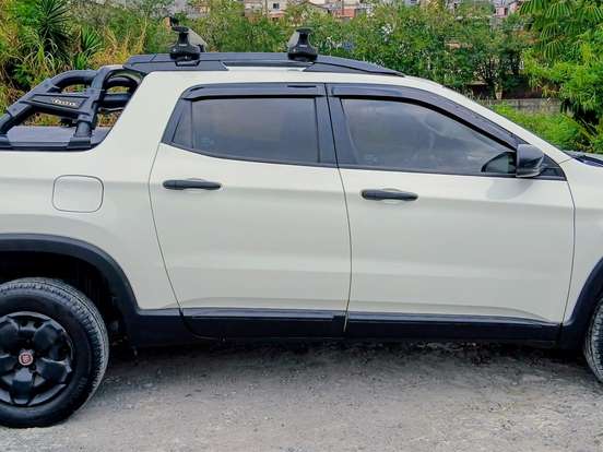 FIAT-TORO-1.8 16V EVO FLEX FREEDOM AT6 FIAT-TORO-2017