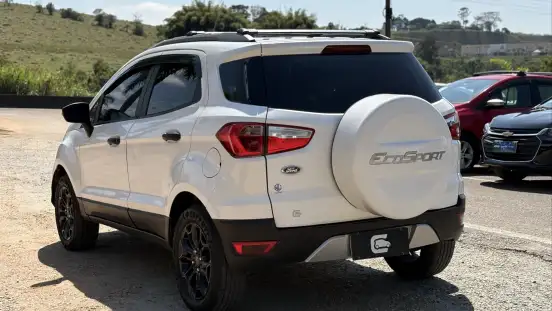 FORD-ECOSPORT-2014