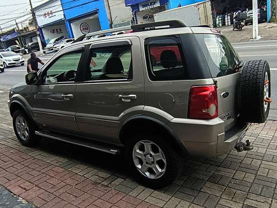 FORD-ECOSPORT-2011