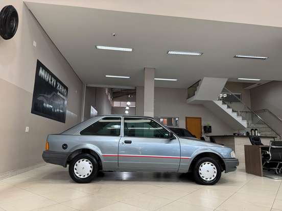 FORD-ESCORT-1.0 HOBBY 8V GASOLINA 2P MANUAL FORD-ESCORT-1995