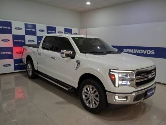 FORD F-150 5.0 V8 GASOLINA CD LARIAT FX4 AUTOMÁTICO