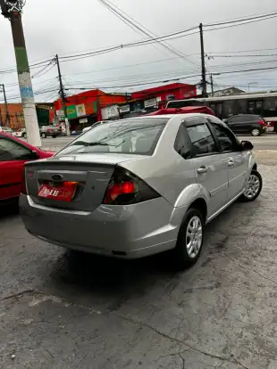 FORD-FIESTA-2013