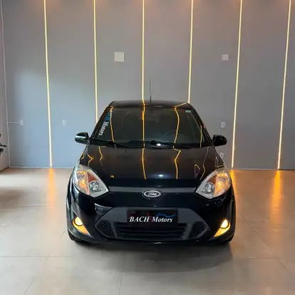 FORD-FIESTA-2013