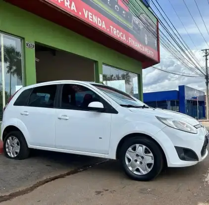 FORD-FIESTA-2014