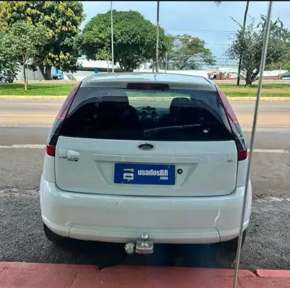FORD-FIESTA-2014