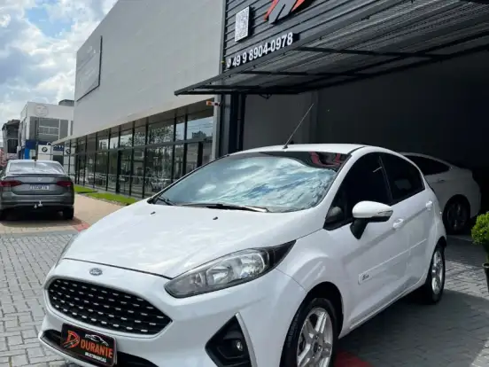 FORD-FIESTA-1.6 TI-VCT FLEX TITANIUM POWERSHIFT FORD-FIESTA-2018