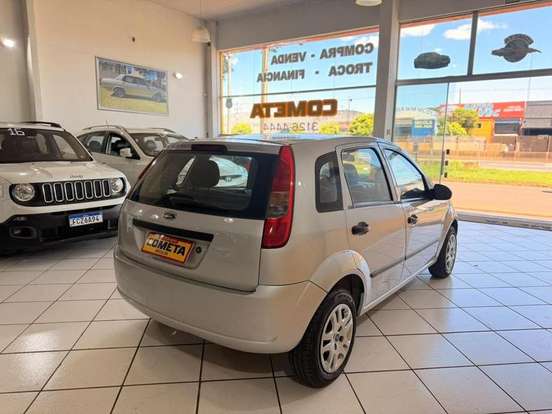 FORD-FIESTA-2005