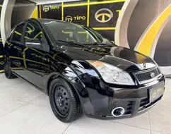 FORD FIESTA 1.0 MPI CLASS 8V FLEX 4P MANUAL FORD FIESTA 1.0 MPI CLASS 8V FLEX 4P MANUAL