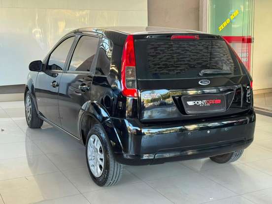 FORD-FIESTA-2013