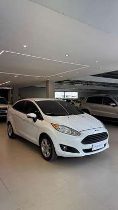 FORD-FIESTA-2015