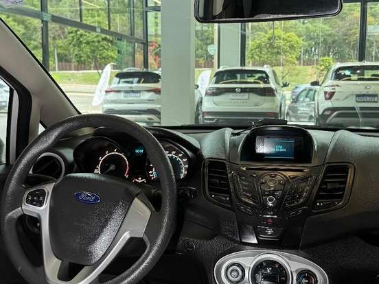 FORD-FIESTA-1.6 SE HATCH 16V FLEX 4P MANUAL FORD-FIESTA-2015