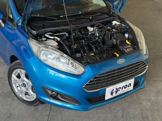 FORD-FIESTA-2014