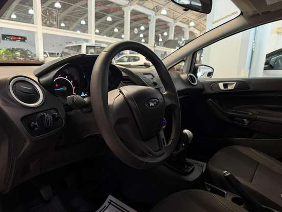 FORD-FIESTA-2016