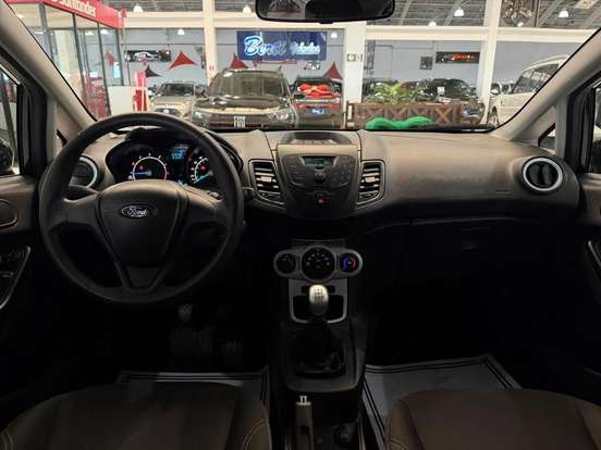 FORD-FIESTA-2016