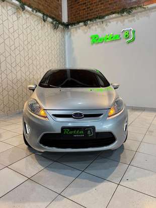 FORD-FIESTA-2012