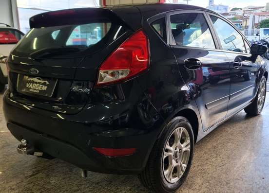 FORD-FIESTA-2017
